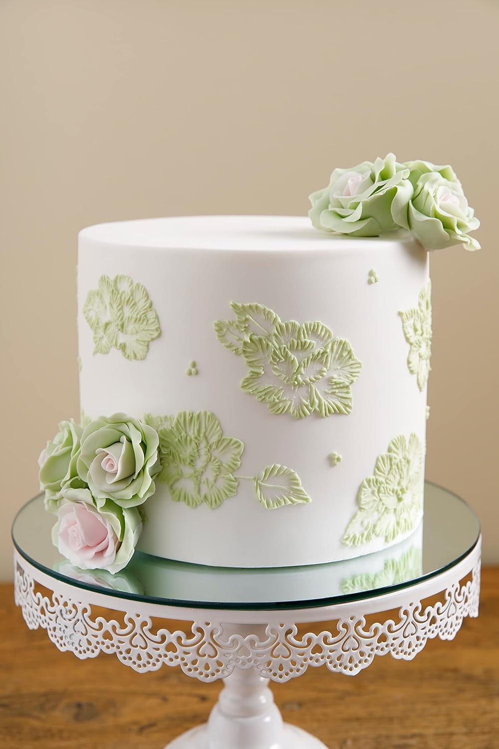 Renshaw Red Extra Stretch Smooth & Thin Fondant Icing, 1 kg