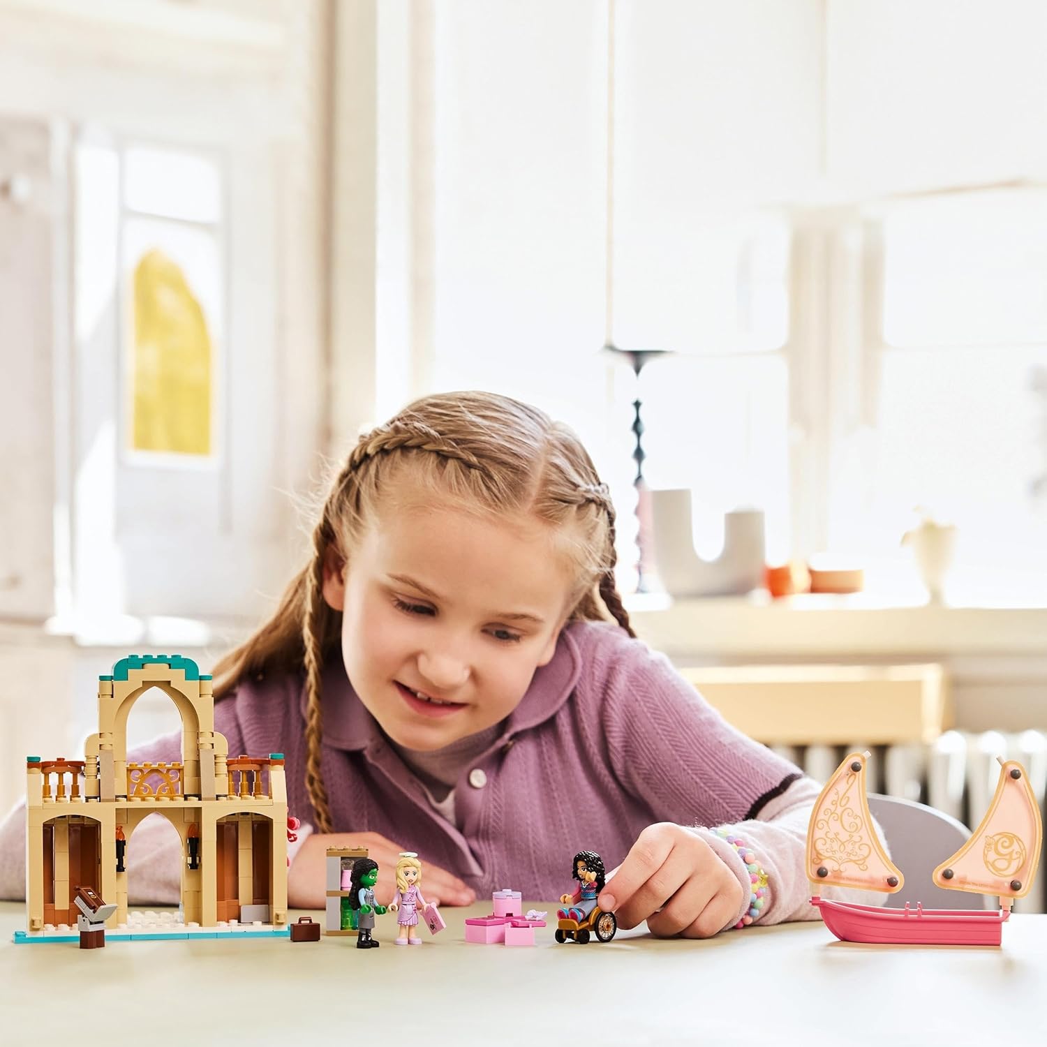 LEGO Wicked Glinda, Elphaba & Nessarose at Shiz University Building Set (75681) - 304-Piece Playset for Ages 7+