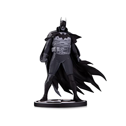 McFarlane DC Batman Black & White Mike Mignola Statue (30155)