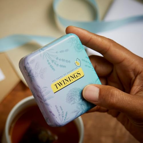 Twinings Festive Limited Edition Pocket Tea Tin - 4 Envelopes | Superblends Sleep Spiced Apple & Glow 6
