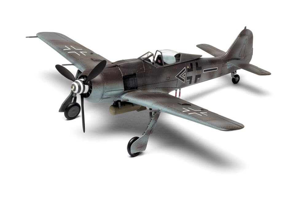 Airfix A02066A Focke-Wulf Fw190A-8/F-8 Aircraft Model Kit | 1:72 Scale | 74 Parts | Skill Level 1