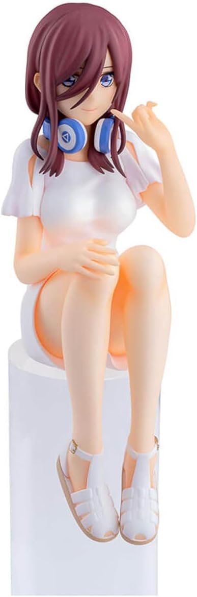 Sega Goods The Quintessential Quintuplets - Miku Nakano PM Perching Figure (SG52606)