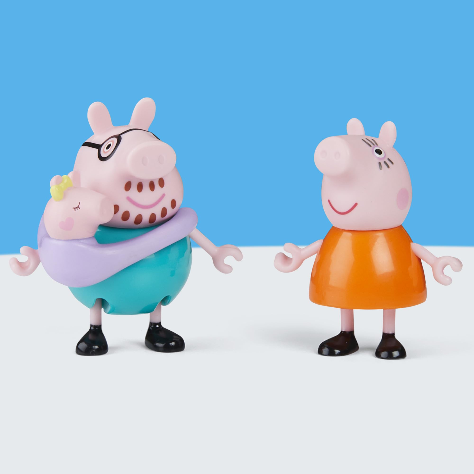 Peppa Pig Family of Five Figure Set - Includes Baby Evie Carrier & Hand-Holding Figures 2
