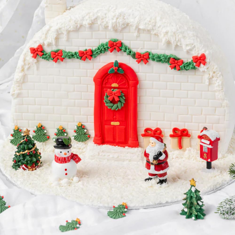 Anniversary House - Christmas Wreath Edible Fondant Cupcake Toppers 12