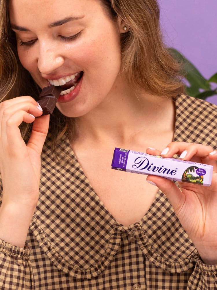 Divine 70% Cocoa Dark Chocolate Bars - 35g Each, Pack of 30 5