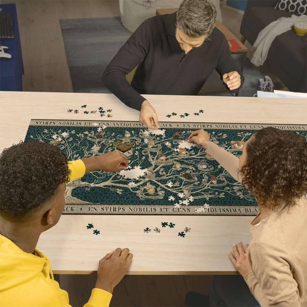 Ravensburger Harry Potter 2000 Piece Jigsaw Puzzle - Black Family Tree Tapestry 5