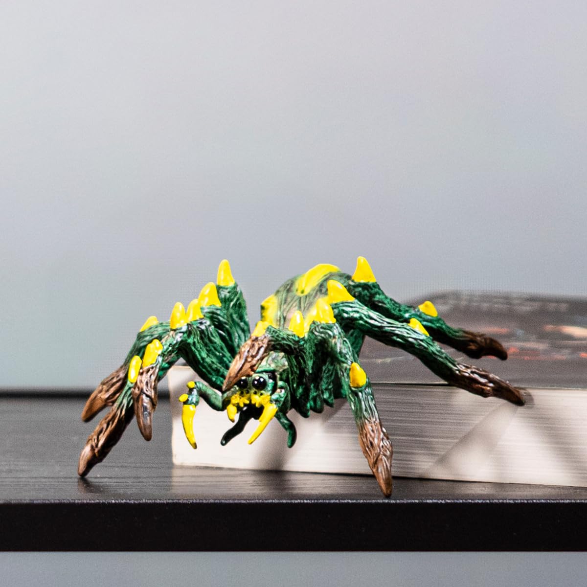 schleich BattleCave Jungle Tarantula - Fantasy Action Figure for Ages 7-15