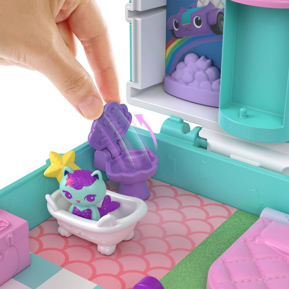Polly Pocket x Gabby's Dollhouse Playset - 15-Piece Interactive Compact with Doll & Kitty Friends