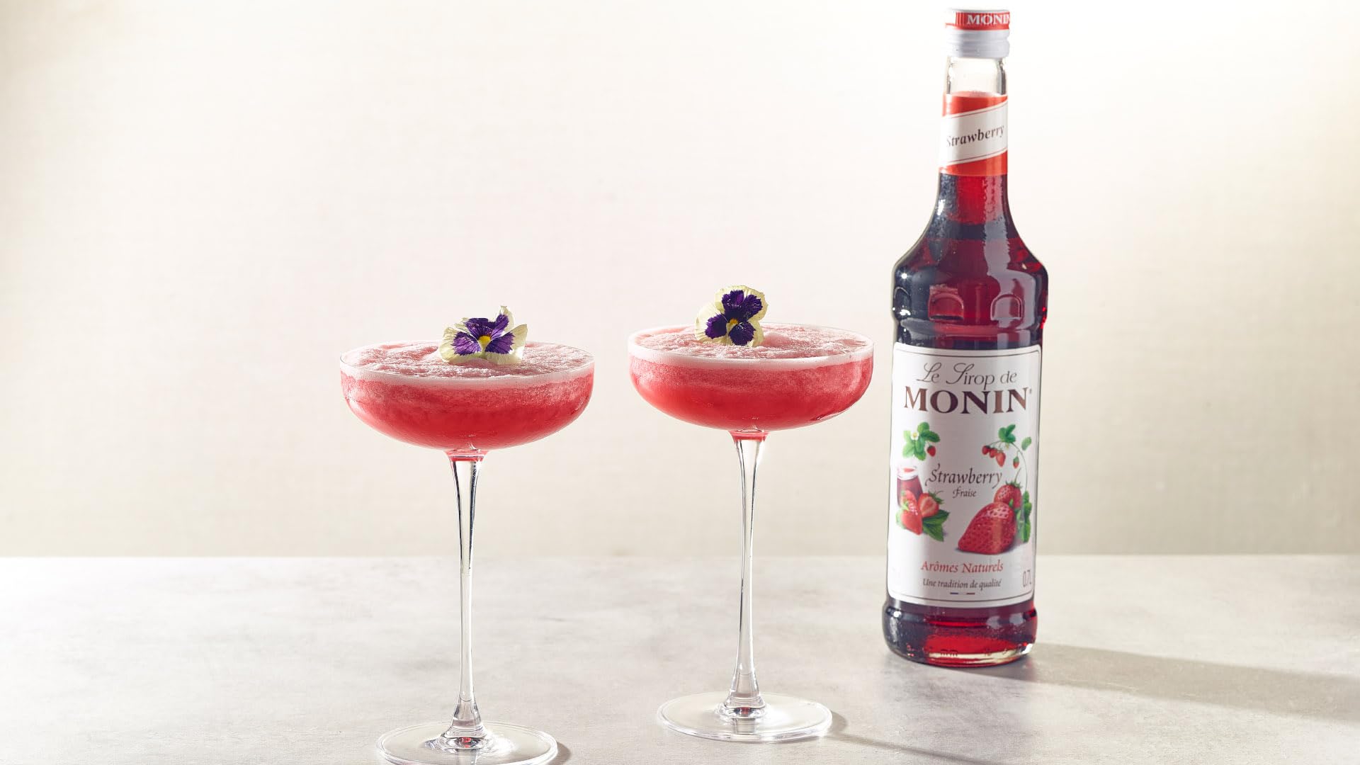 Monin Premium Strawberry Syrup - Rich Strawberry Flavor | 700ml Glass Bottle 5