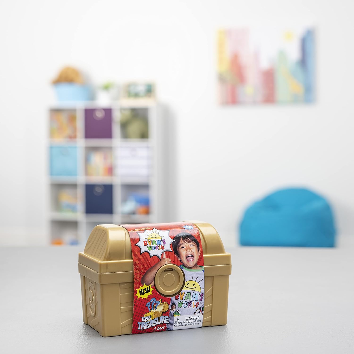 Ryan's World Teeny Treasure Chest - Mystery Micro Figures Playset for Kids 2