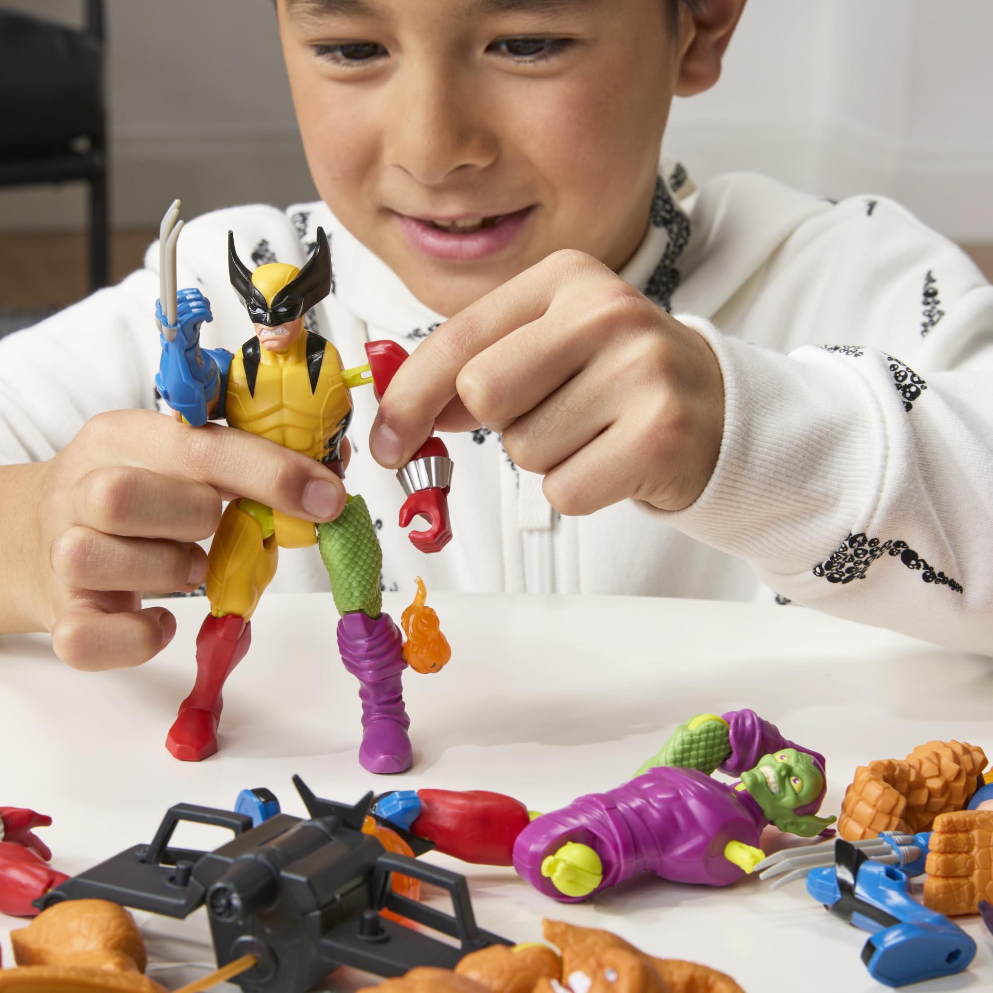 MixMashers Marvel Wolverine Custom Avengers Mix-And-Match Action Figure 7