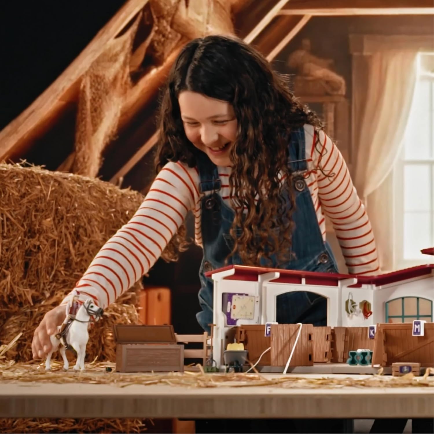 Schleich Horse Club Peppertree Riding Arena Playset | 179 Pieces | Ages 5+