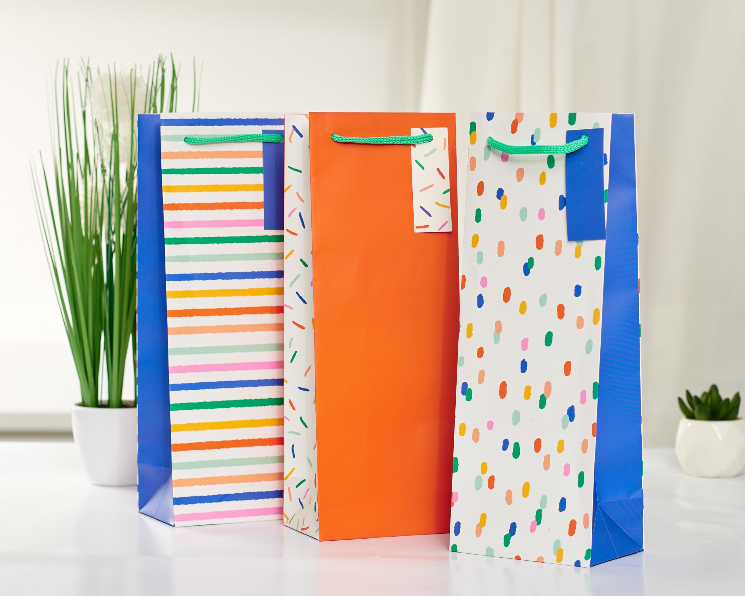 UK Greetings Multipack of 3 Bottle Bags for Him/Her/Friend | Multicoloured Paper 2