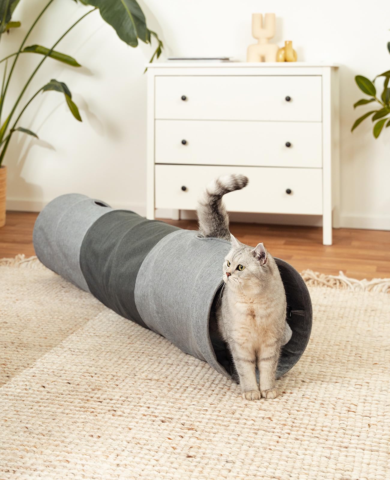 lionto Expandable Cat Tunnel with Play Ball | 30x130 cm | Foldable Faux Linen 2