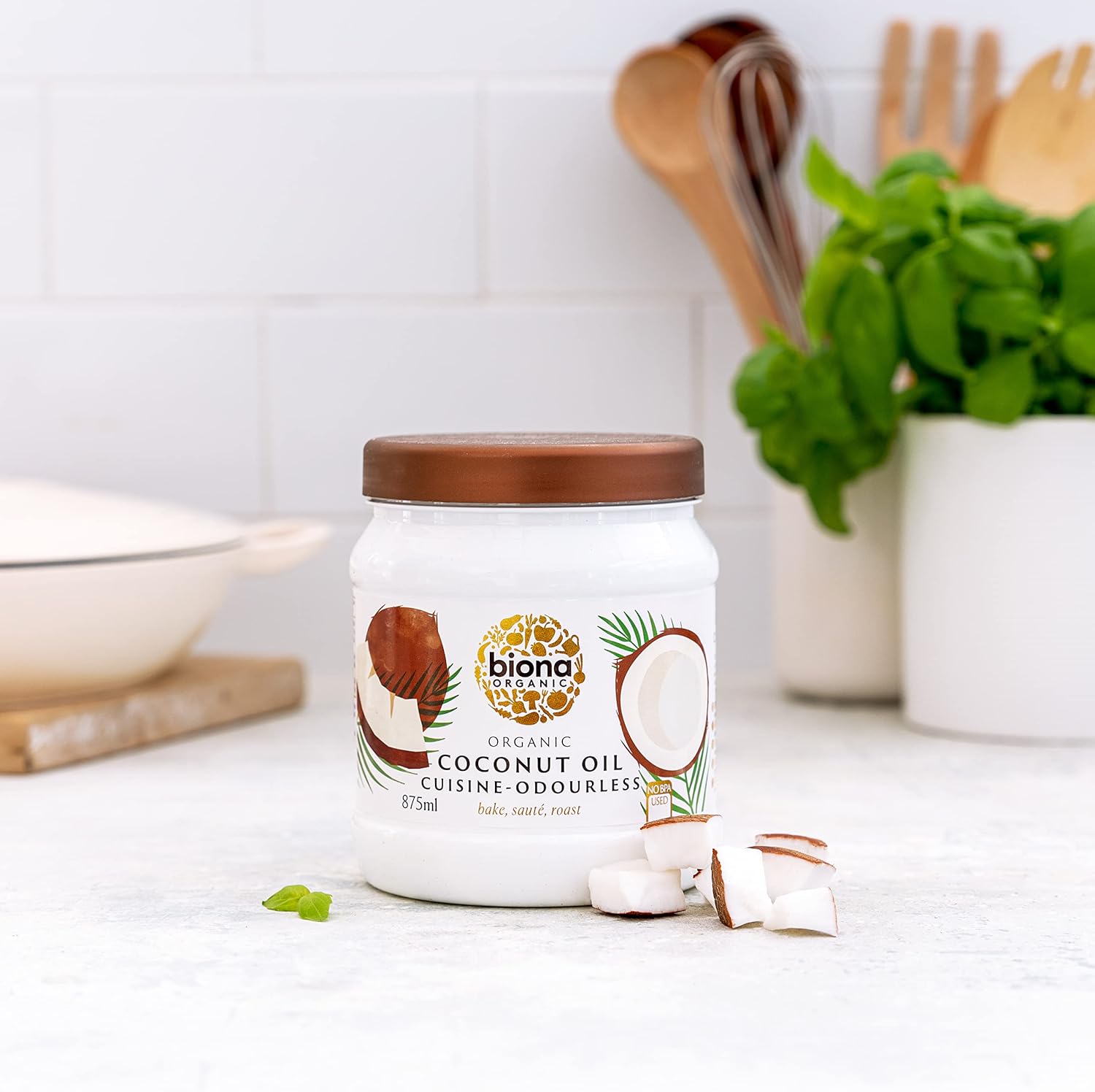Biona Organic Coconut Oil - Mild & Odourless Cooking Oil (875 ml) 3