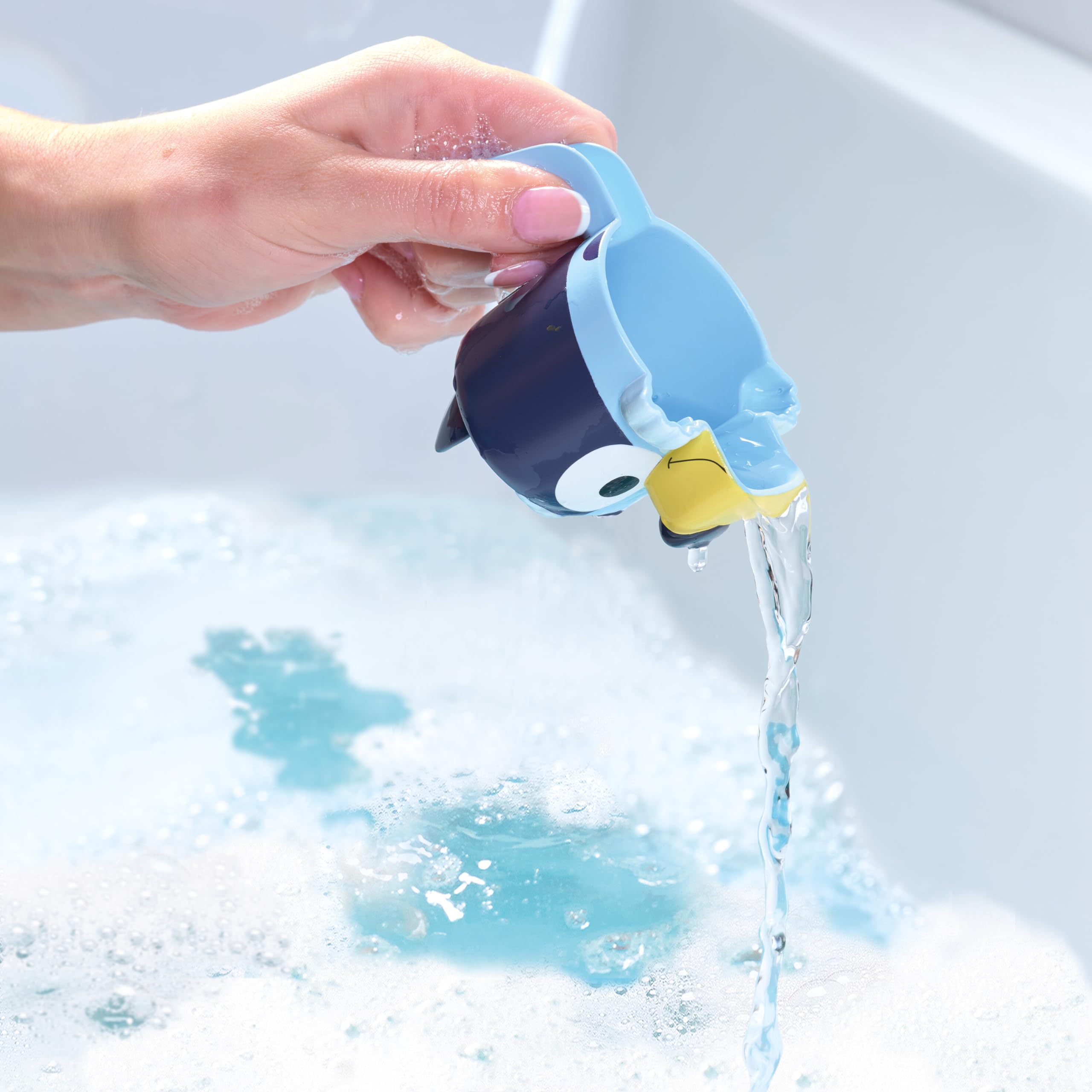 TOMY Bluey's Family Pourers - Stacking & Nesting Bath Toys for 18 Months+ | Multicolor Plastic 5