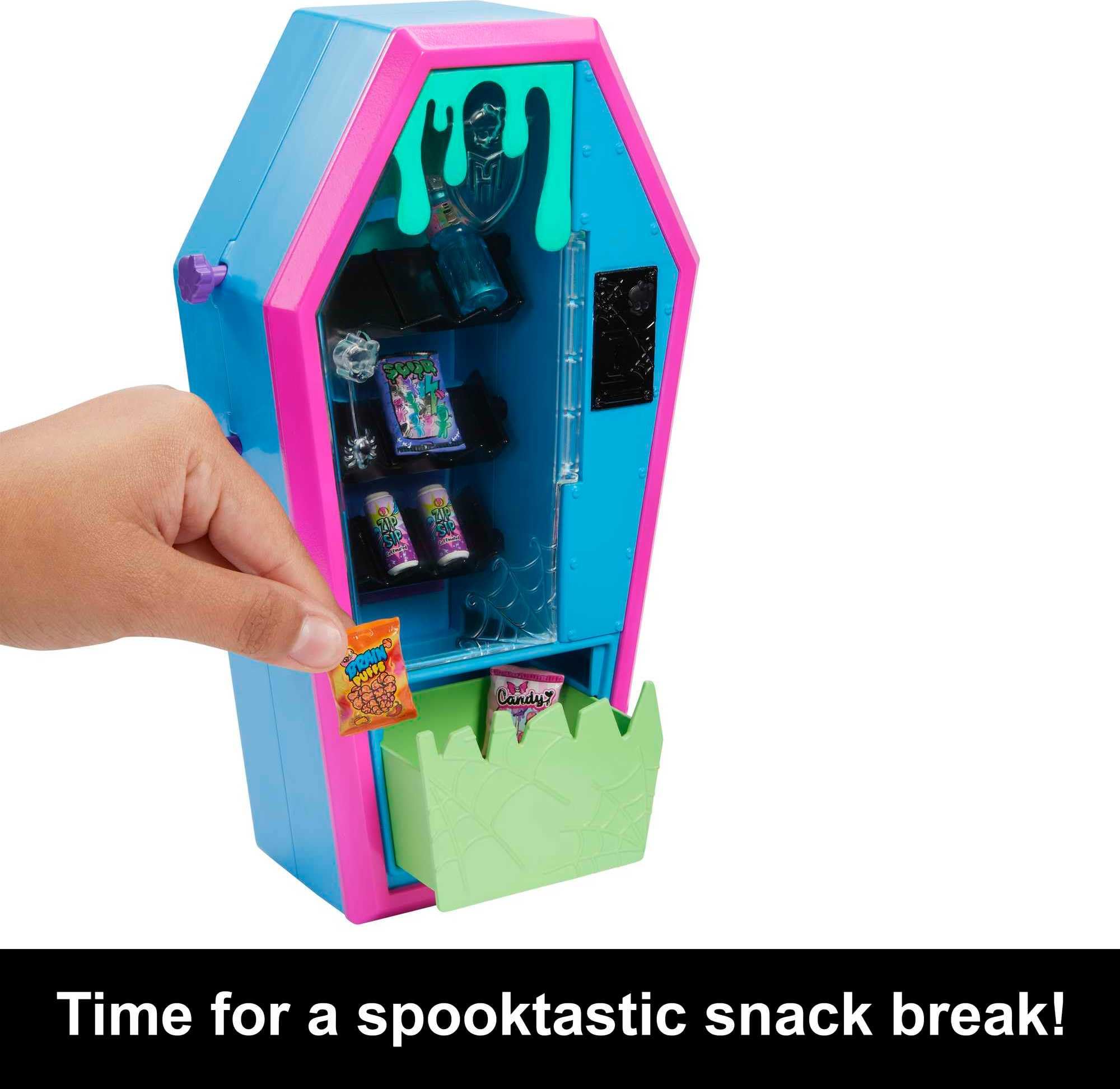 Monster High Student Lounge Playset with Doll House Furniture and Themed Accessories 10