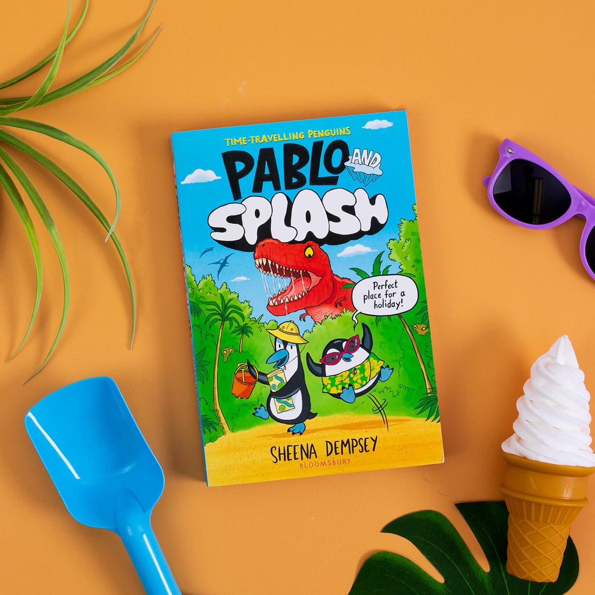 Bloomsbury Pablo and Splash: The Hilarious Kids' Graphic Novel | Paperback | 240 Pages 3