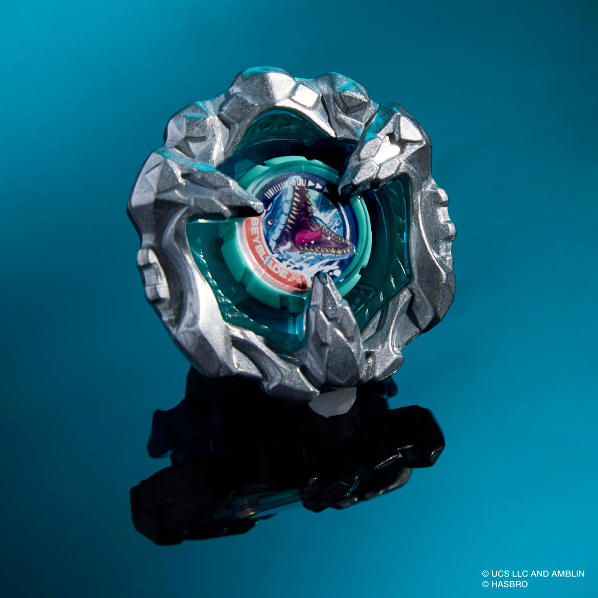 Beyblade X Jurassic World T. Rex vs Mosasaurus Battling Tops Set - 2 Tops, 2 Launchers