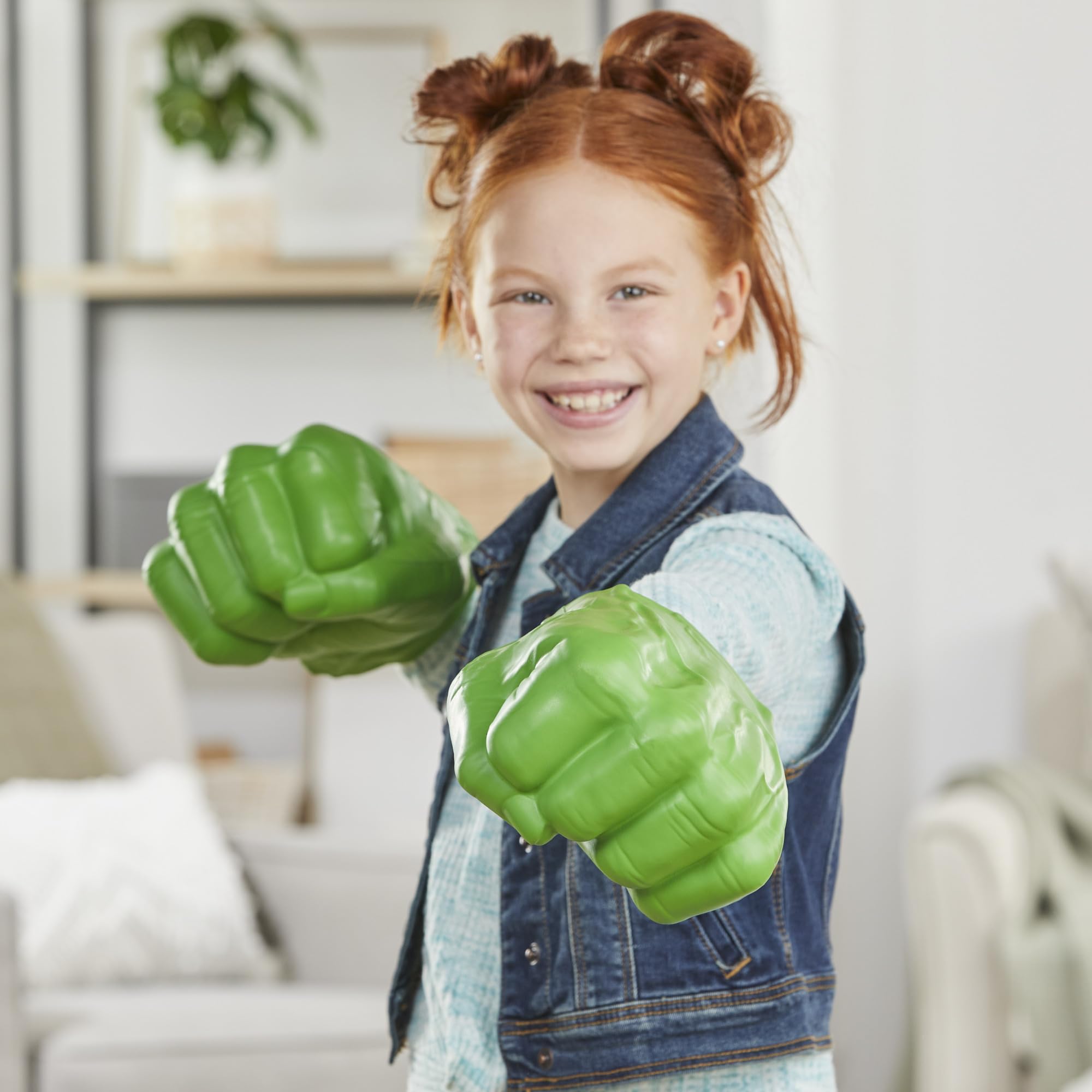 Marvel Hulk Gamma Smash Fists Roleplay Toy for Kids Ages 5+ | Green Foam Handwear 8