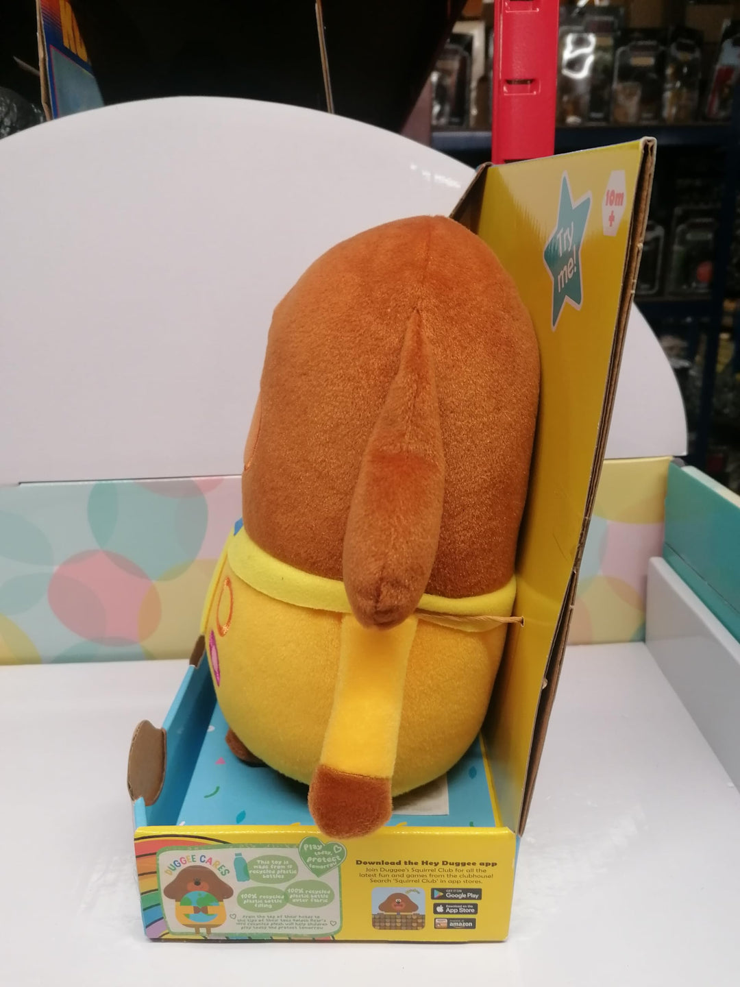 Peluche que habla de Hey Duggee