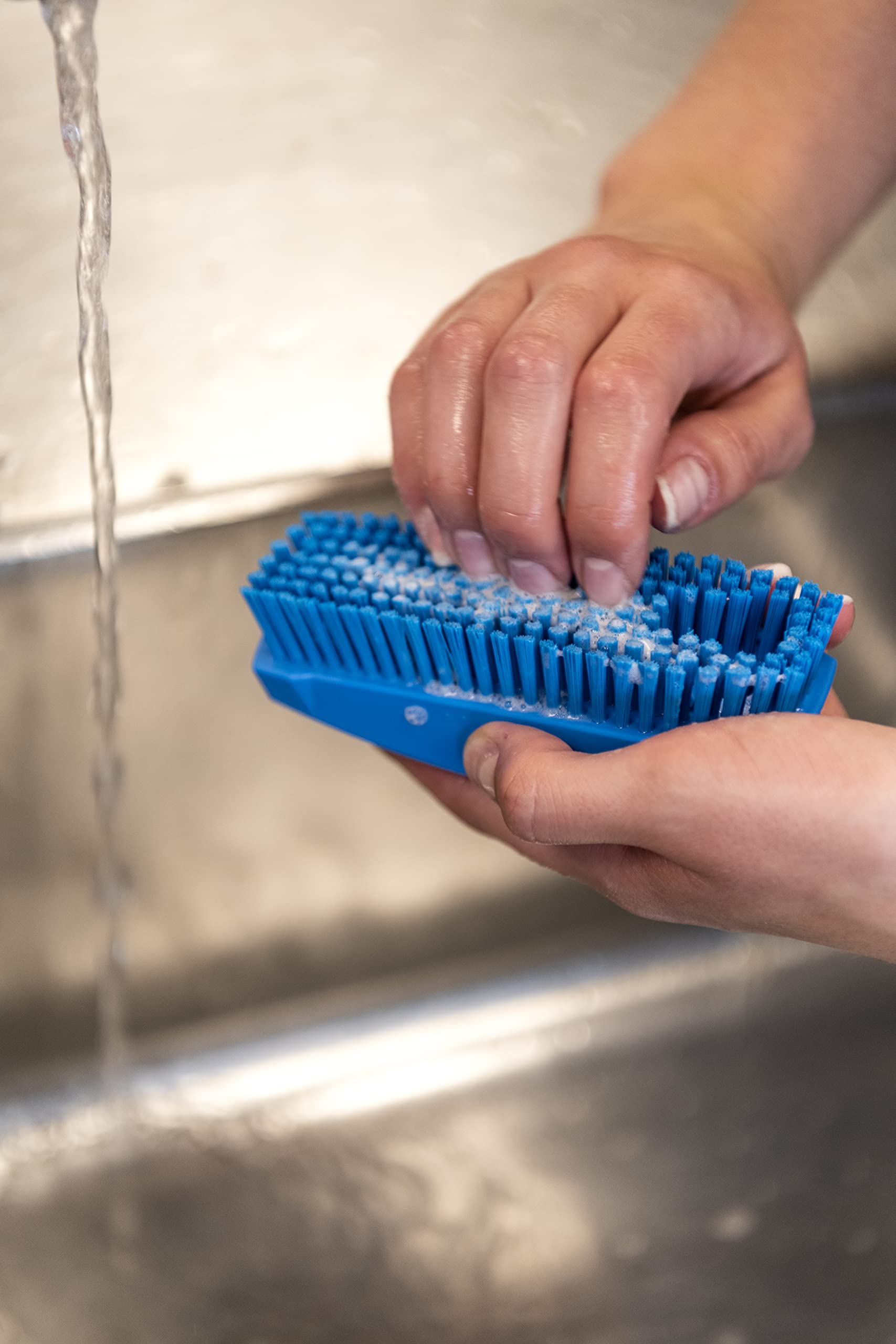 Vikan Bathroom Cleaning Brush - Stiff Bristles, Ergonomic Grip | Purple, Polypropylene 5