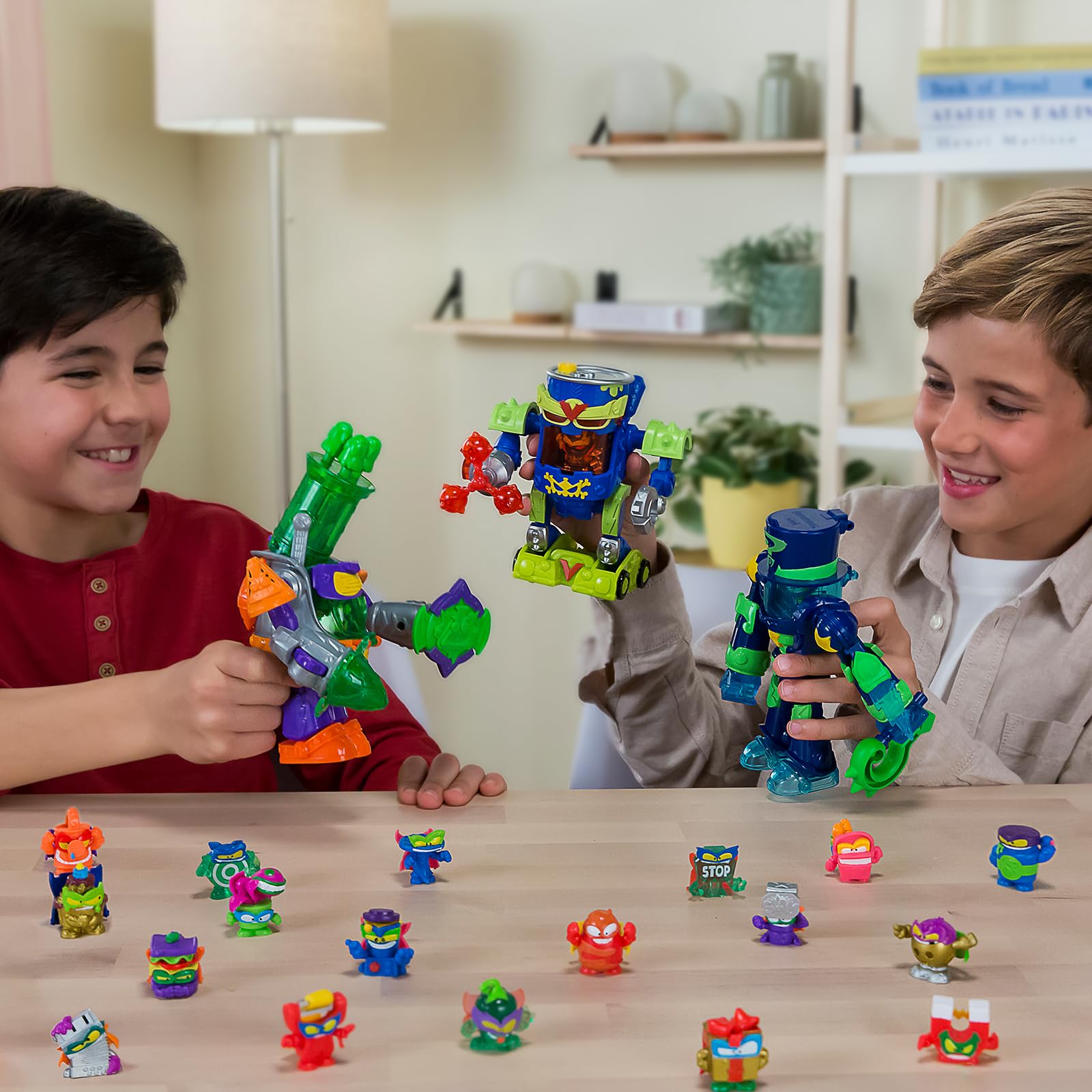 SUPERTHINGS RIVALS OF KABOOM Enigma's Ultra Striker Robot Playset | Exclusive Enigma Figure | Ages 3+ 2