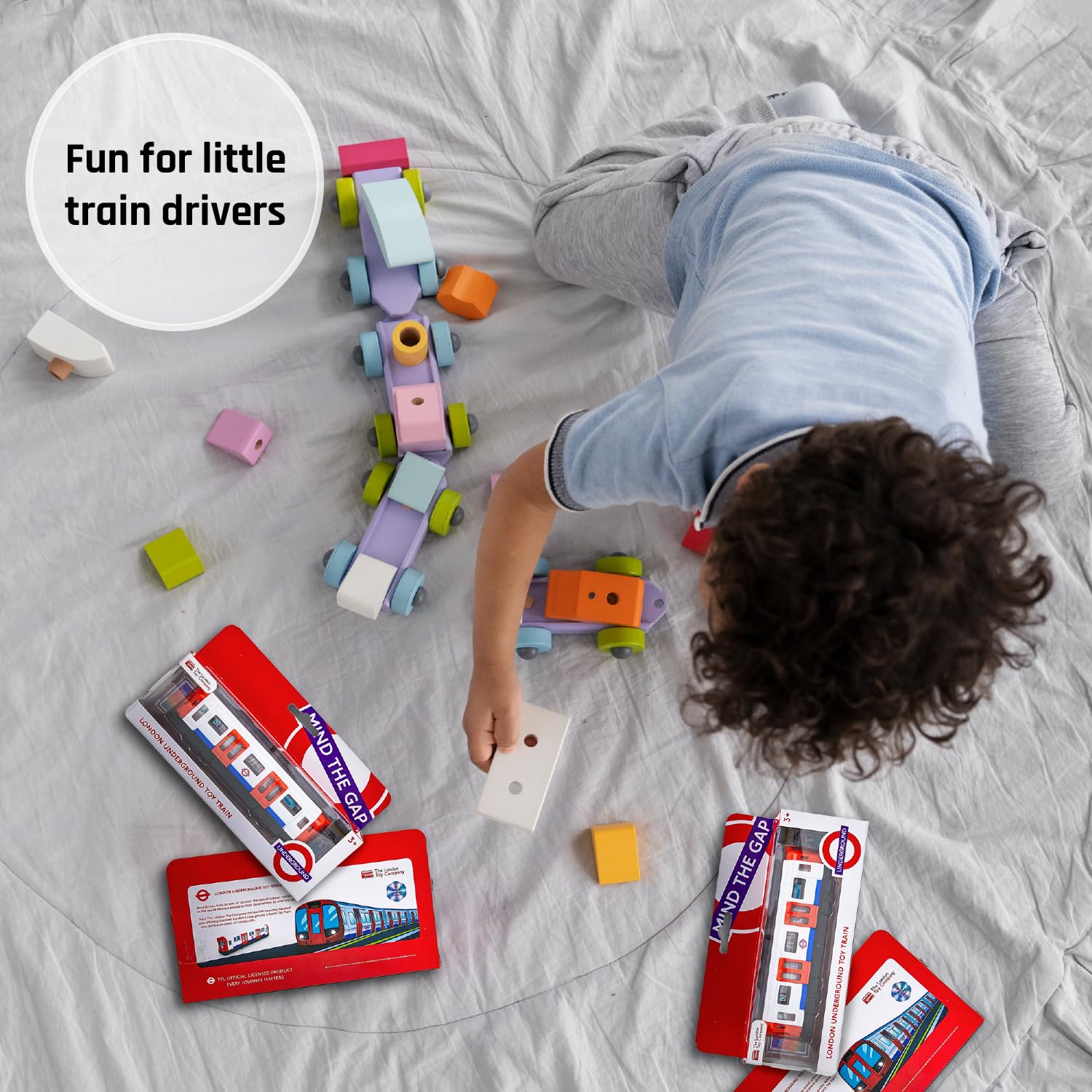 London Underground Train Toy Model - Realistic Plastic Collectible for Kids & Collectors 14