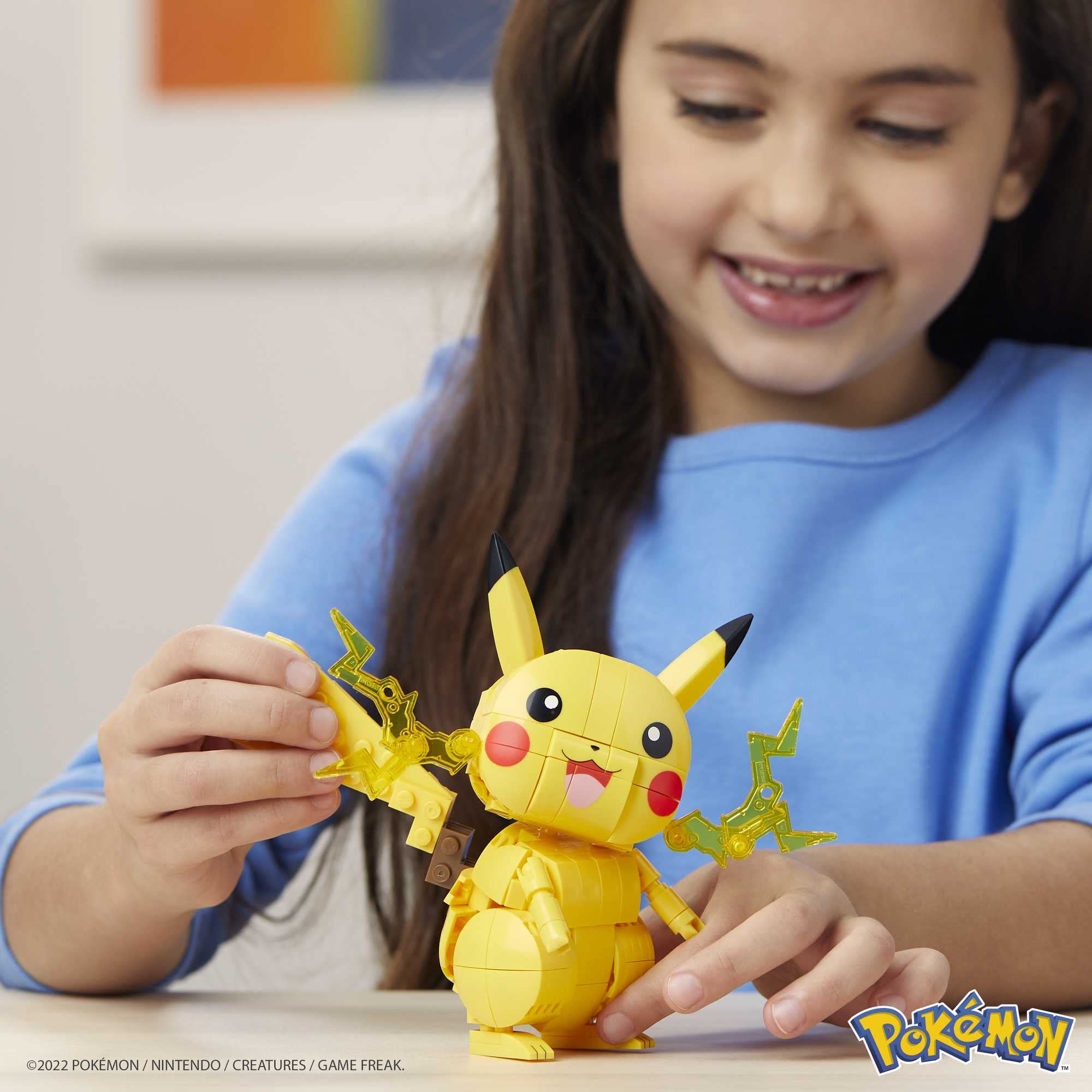 MEGA Pokémon Pikachu Building Set - 211-Piece Poseable Figure for Kids, Ages 7+ 4