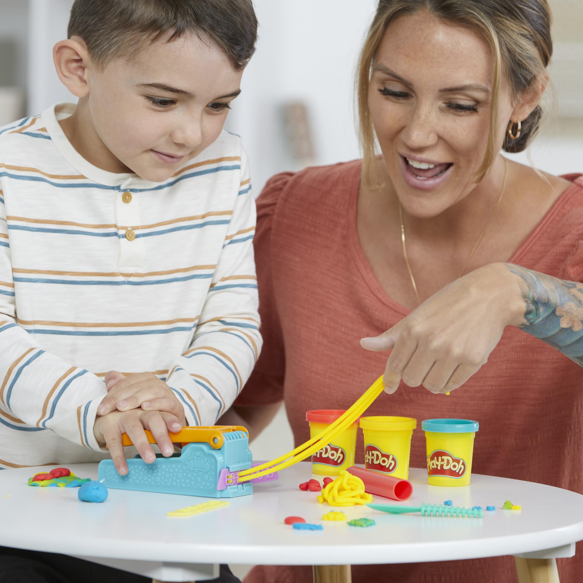 Play-Doh Fun Factory Starter Set for Kids Ages 3+ | Squeezes 10 Shapes | Includes 3 Colors 6