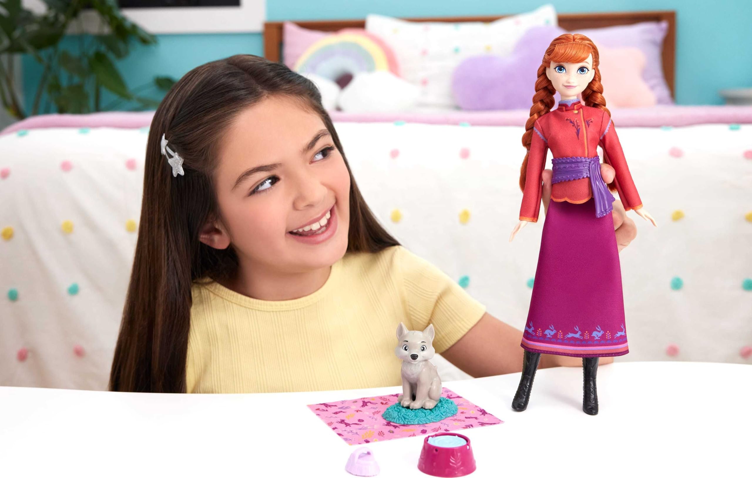 Mattel Disney Frozen Anna Fashion Doll & Wolf Cub Playset with 4 Accessories - Inspired by Animals of Arendelle 8