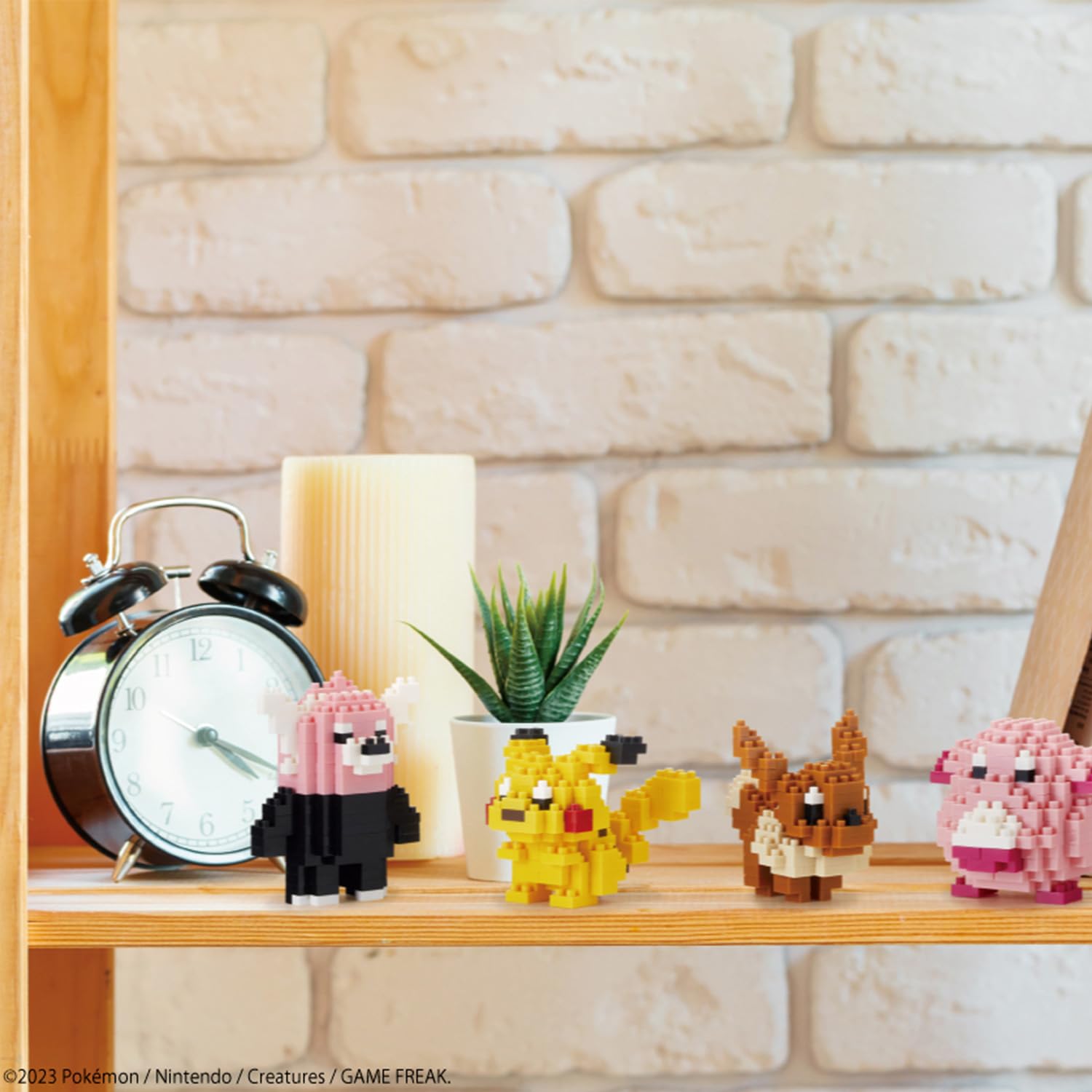 nanoblock Pokemon Pikachu Building Set - 3D Miniature Model | NBPM_001