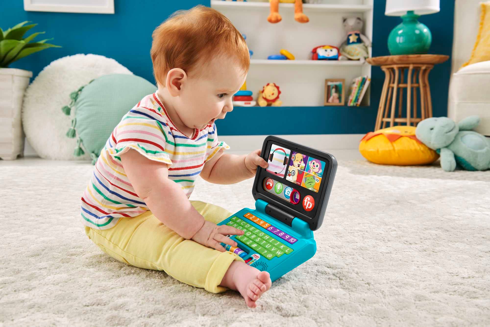 Fisher-Price Laugh & Learn Let's Connect Laptop - UK English Edition | Ages 6-36 Months | 55+ Songs & Phrases 2