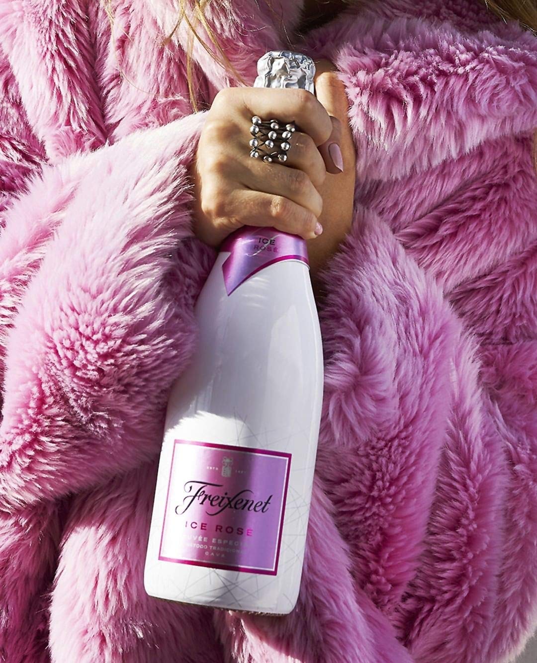 Freixenet Ice Cuvée Rosé Especial Semi Seco Cava (750ml) 4