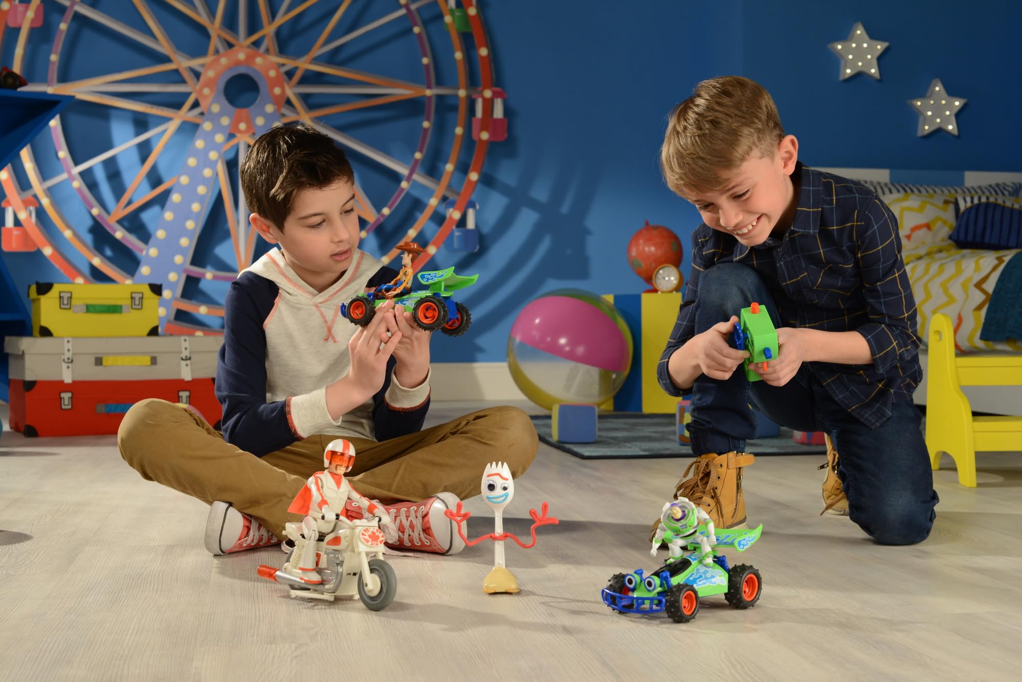 Jada Toys Disney Pixar Toy Story 4 Turbo Buggy with Buzz Lightyear - 1:24 Scale Remote Control Vehicle 5