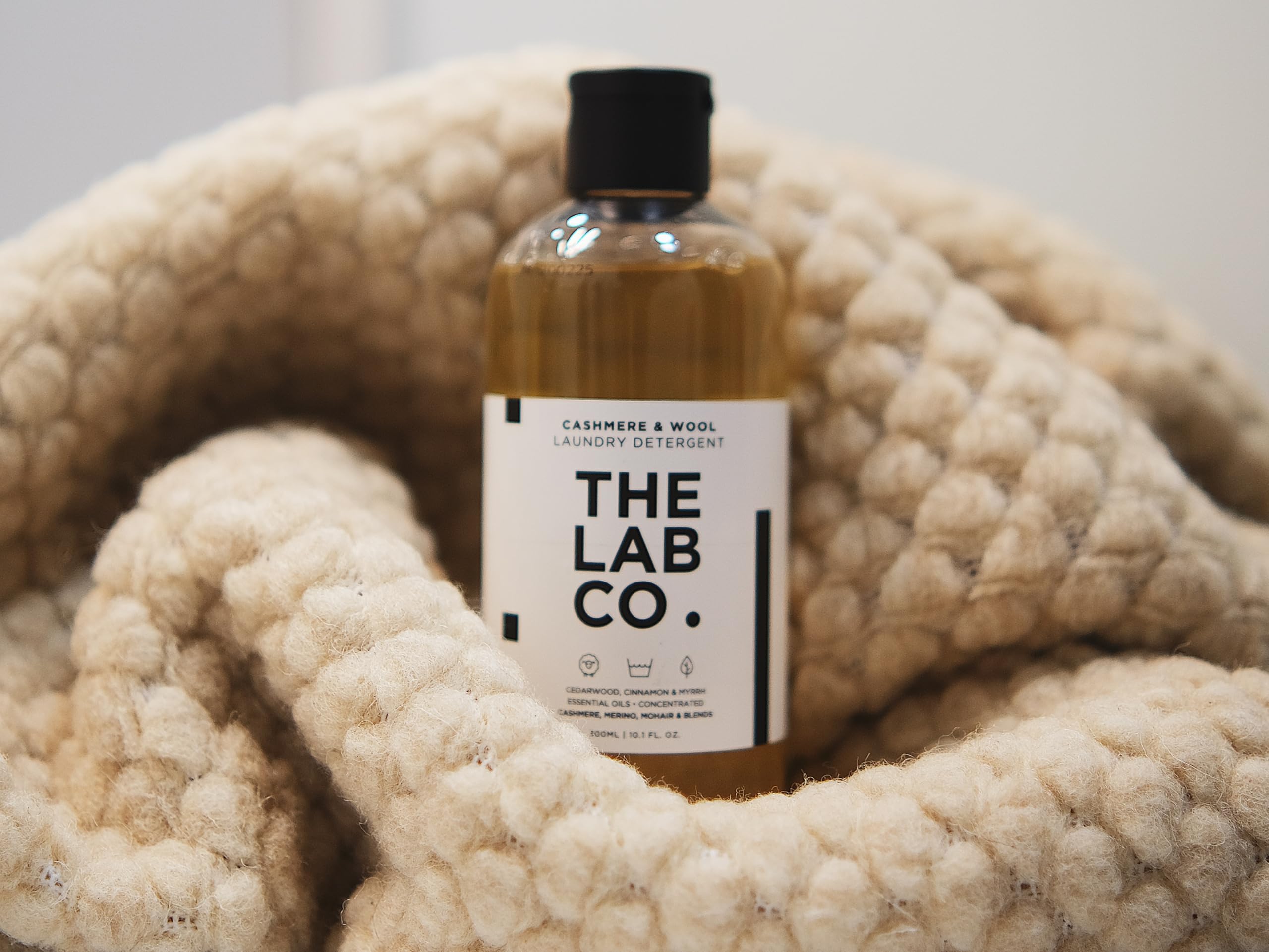 The Lab Co. - Cashmere & Wool Laundry Wash (300ml) 7