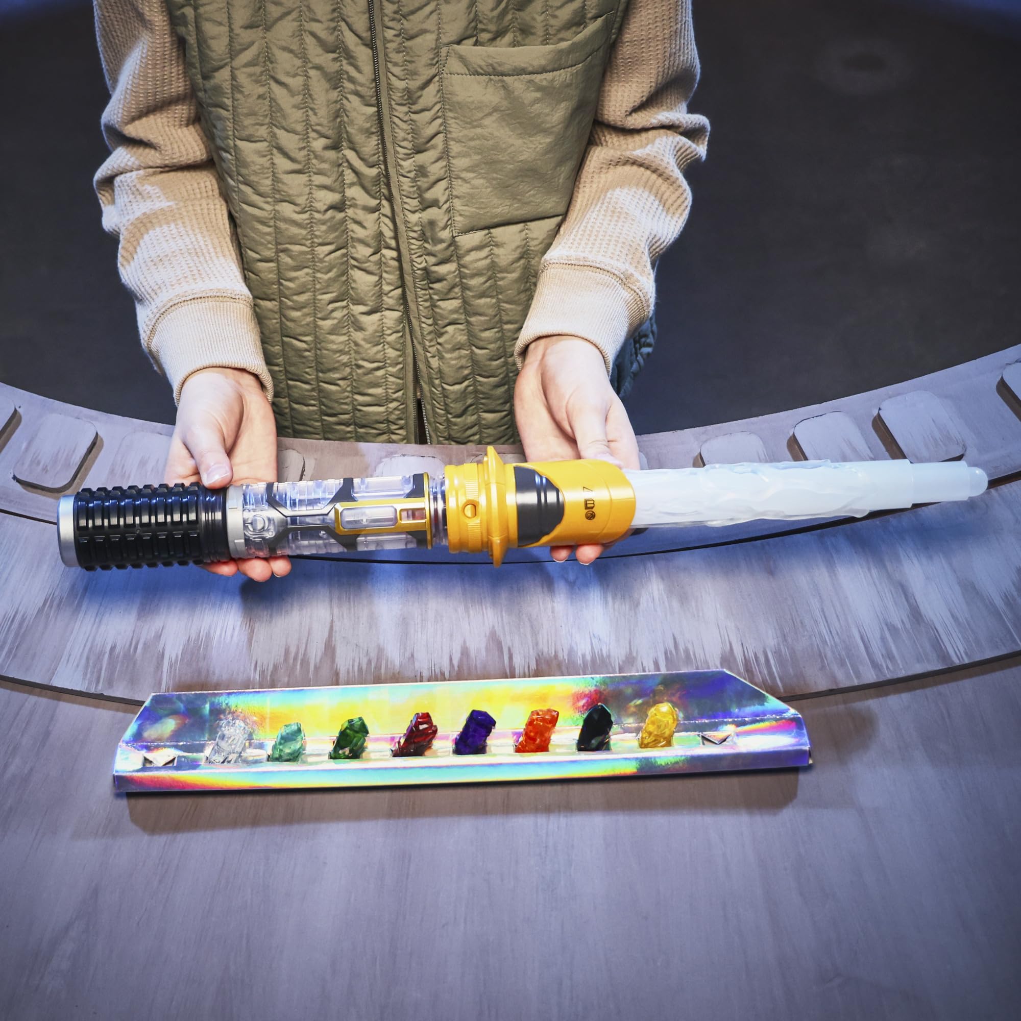 Star Wars Power Crystal Lightsaber - 7 Colors, 10 Swappable Kyber Crystals | Hasbro 12