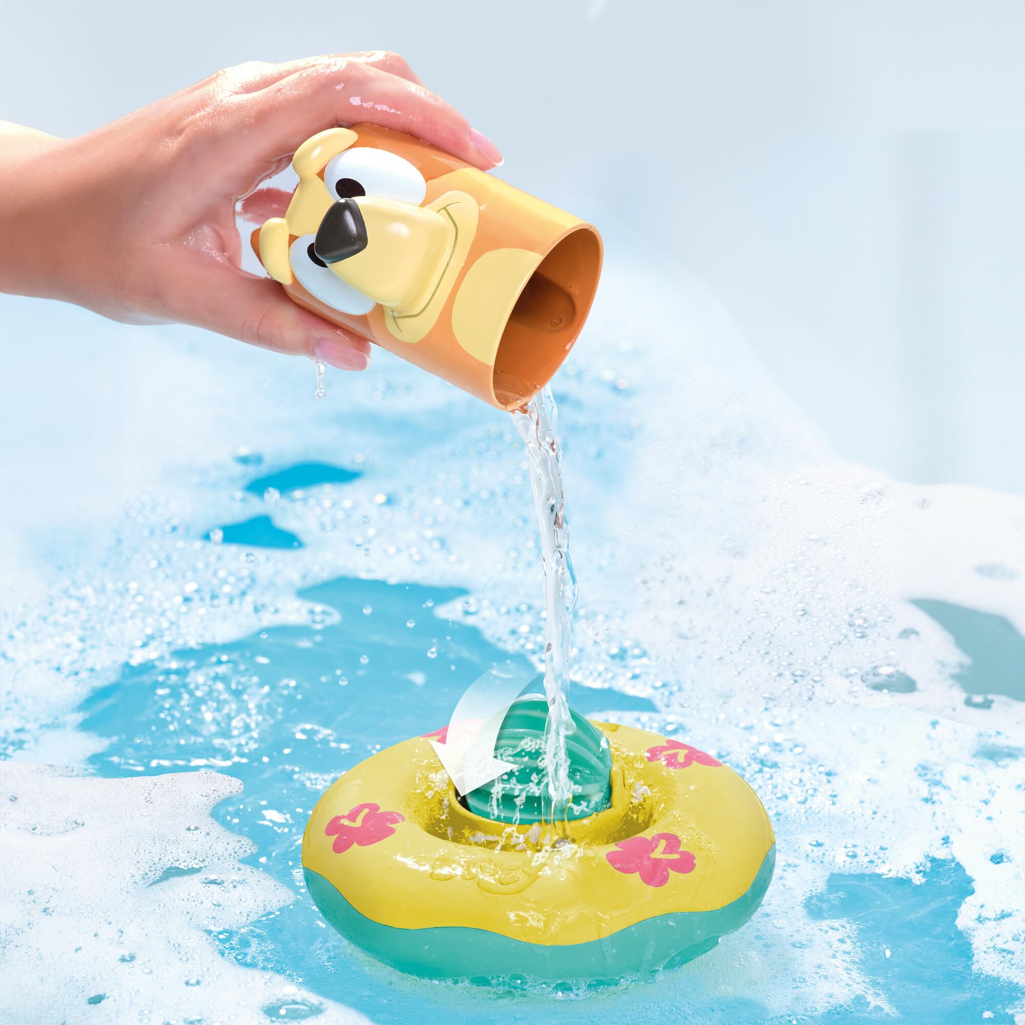 TOMY Bluey Bath Float 2 Pack - Pouring Cups with Water Wheels | Ages 18 Months+ 2