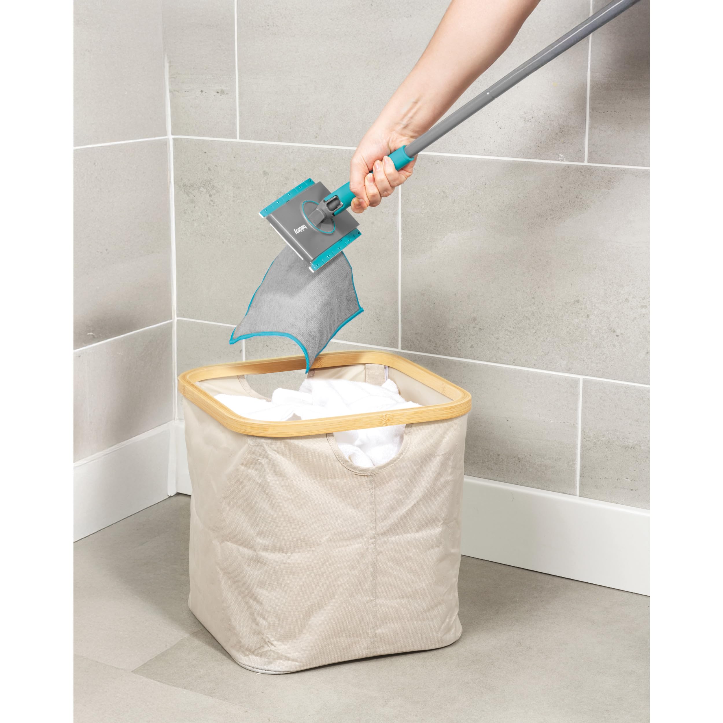 Beldray Anti-Bac Clip-to-Grip Bathroom Mop – Small Head, Precision Cleaning, 70 cm Handle, Tiles/Mirrors/Bathtub, Hygienic Push Release Handle, 360° Swivel Head, 4 Washable Cloths, Wet & Dry 6
