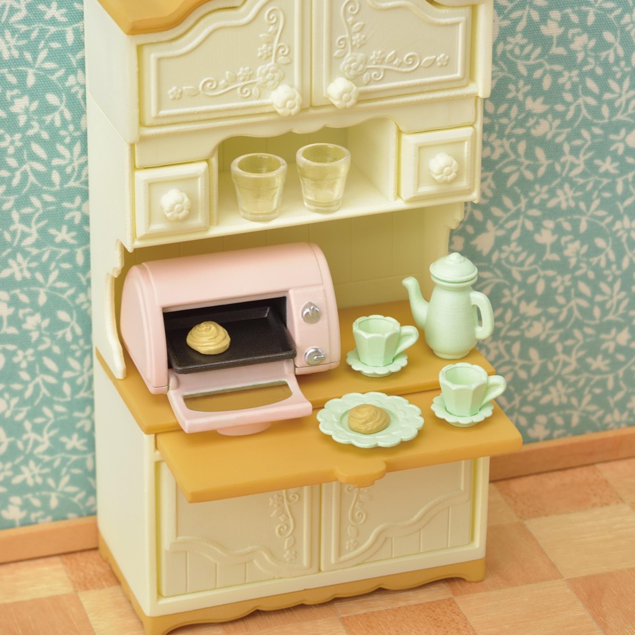 Sylvanian Families Dining Room Set 5340 - Dollhouse Furniture Playset for Ages 3+ 2