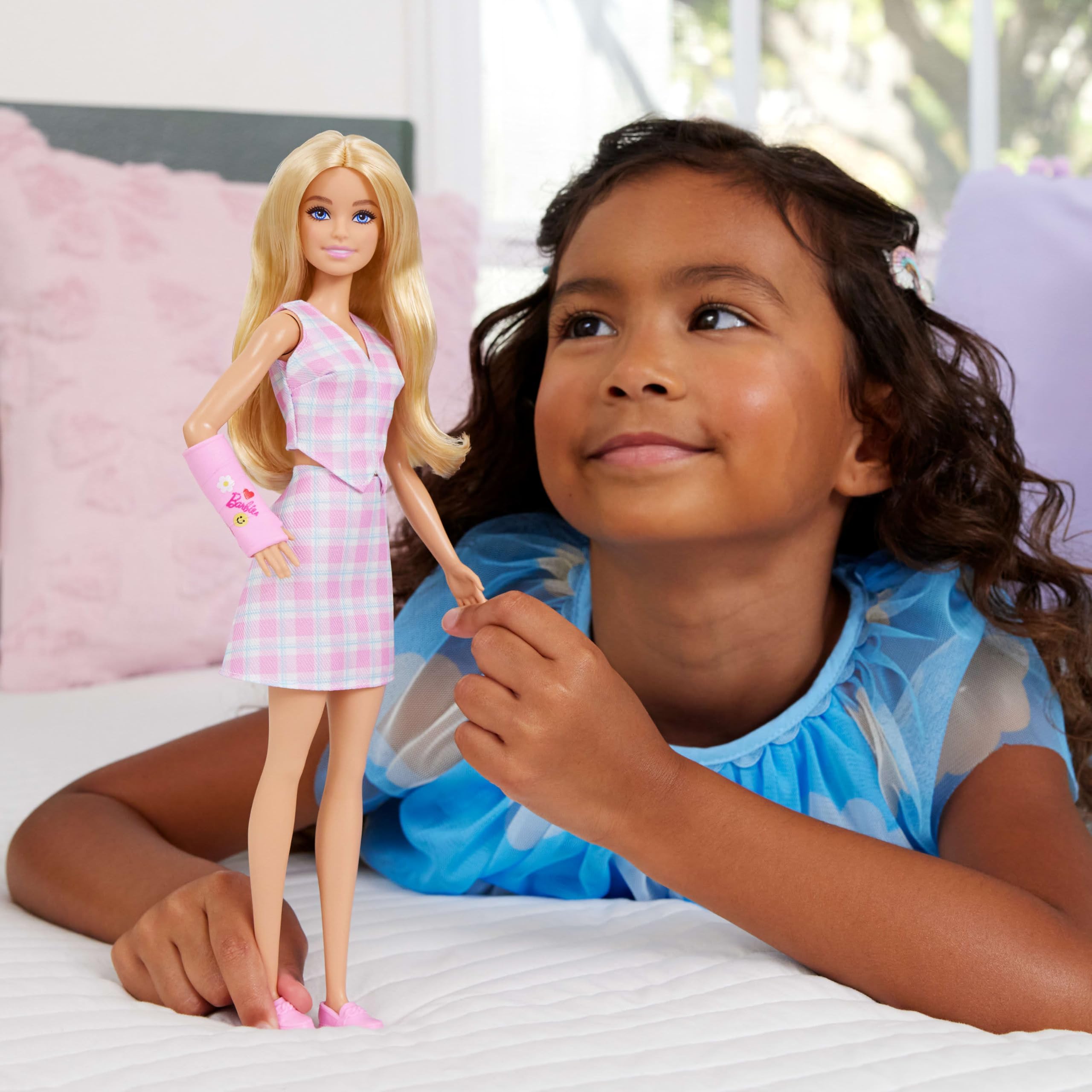 Barbie Fashionistas Doll #243 with Blonde Hair and Pink Arm Cast Accessory | 11.7323 in