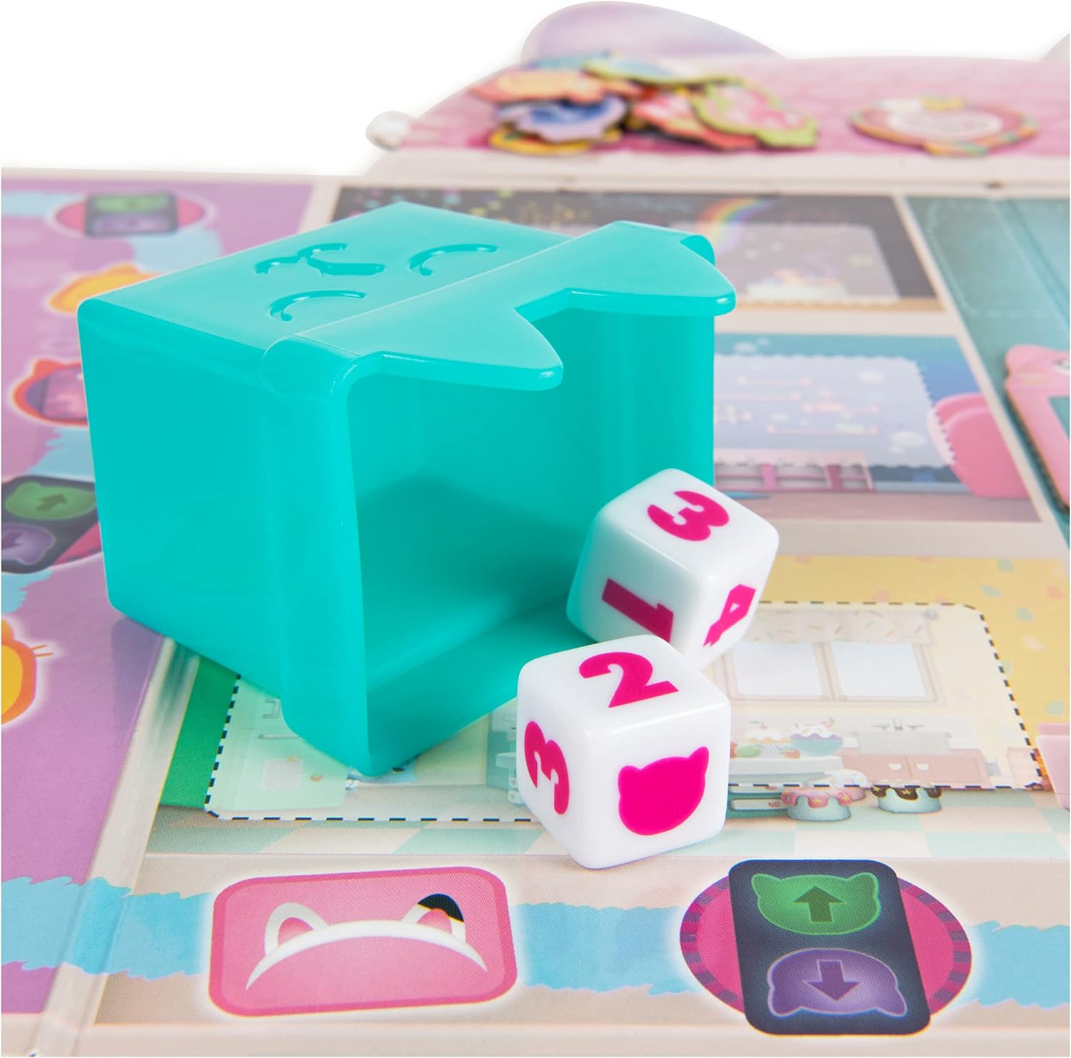 Spin Master Games Gabby’s Dollhouse Meow-mazing Board Game 5