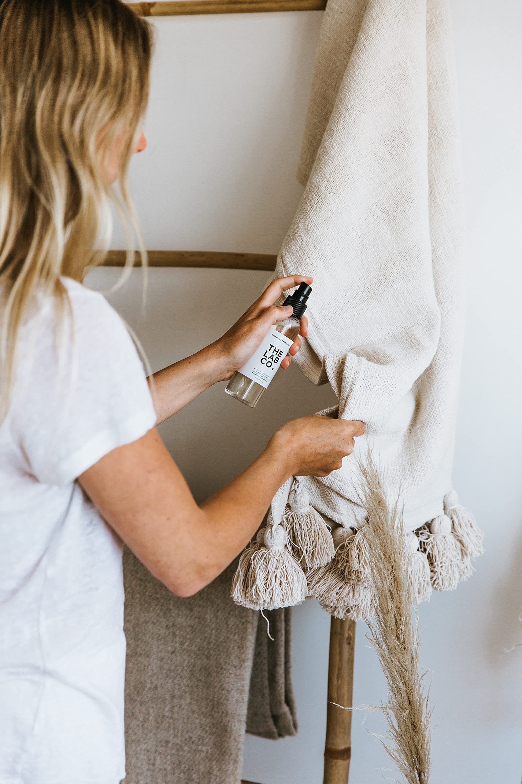 The Lab Co. Signature Laundry Mist Spray - Lavender & Orange Scent | 150 ml | Vegan & Cruelty-Free 9