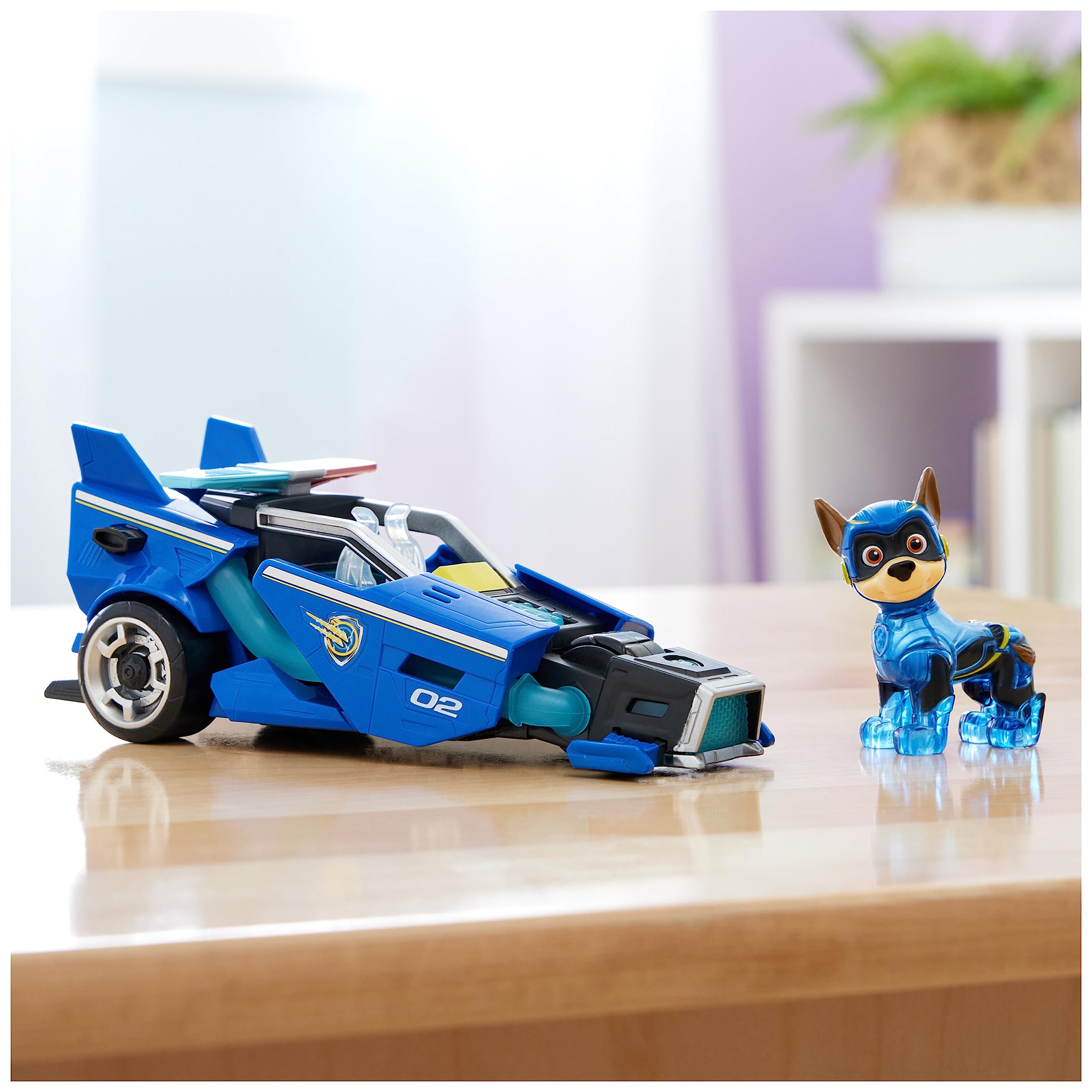 PAW Patrol: The Mighty Movie Chase Mighty Pups Toy Car with Light-Up Action Figure, Lights & Sounds - Vehicle Playset for Kids 3+ 4