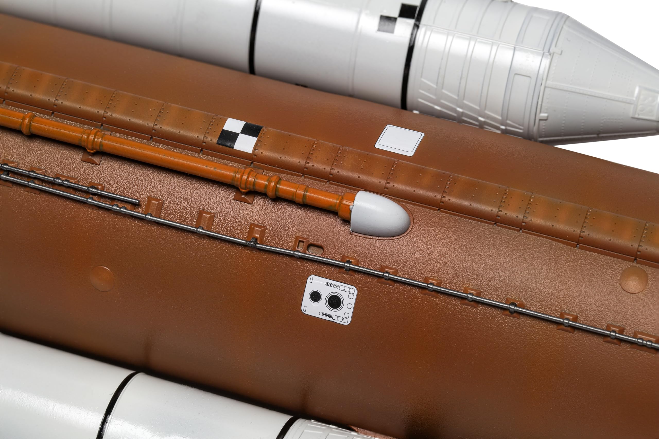 Airfix SLS Artemis Gift Set A50202 - Plastic Model Kit for Adults & Kids