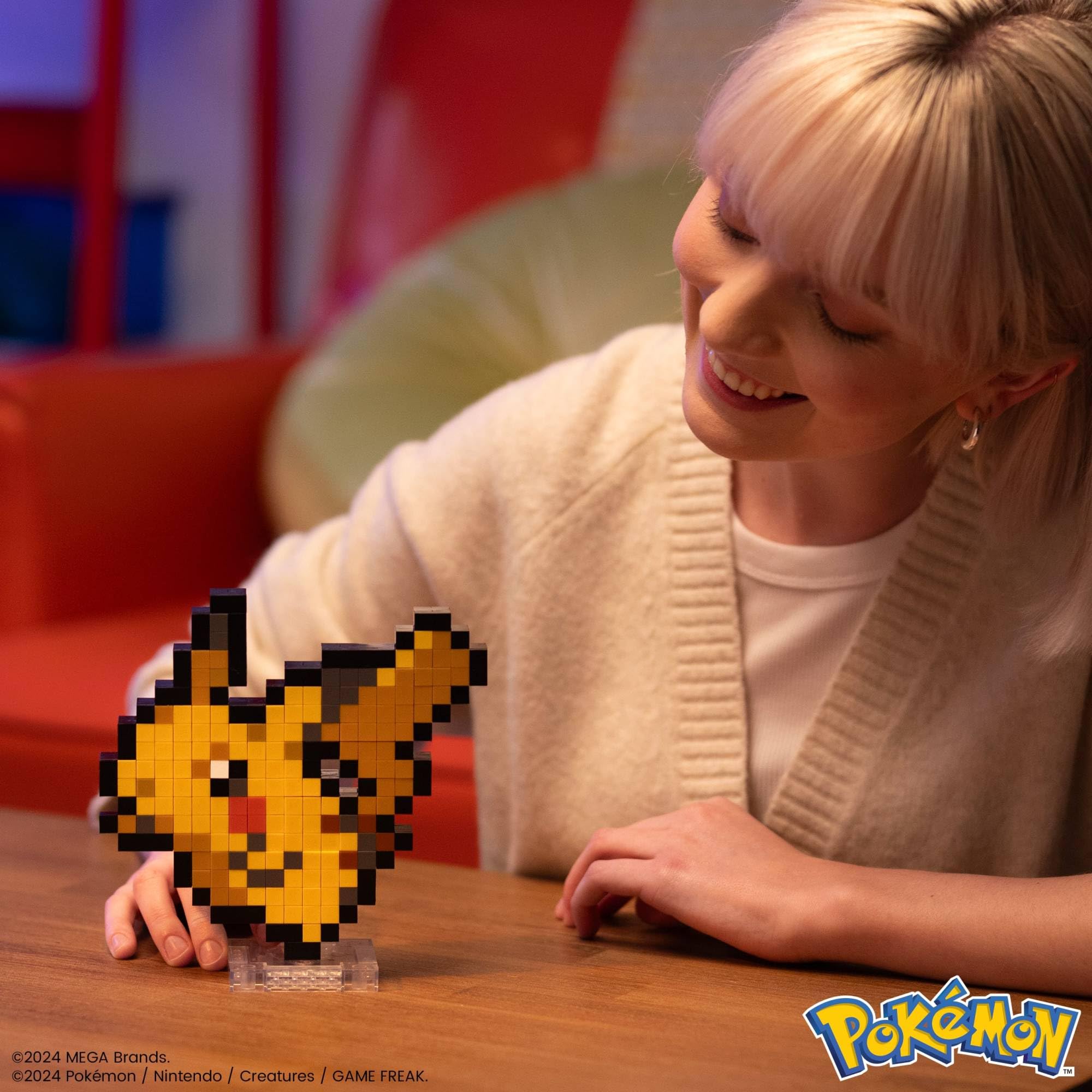 MEGA Pokémon Pikachu Building Set - 400-Piece Pixel Art Figure for Adult Collectors 7