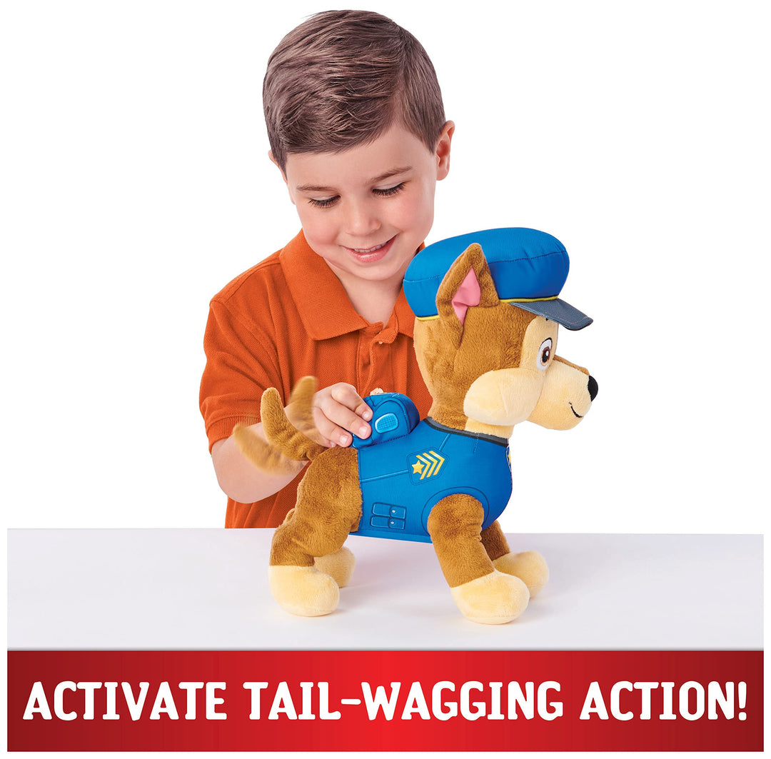 PAW Patrol, Talking Chase, 30,5 cm großes, interaktives Plüschtier mit Geräuschen und Phrasen