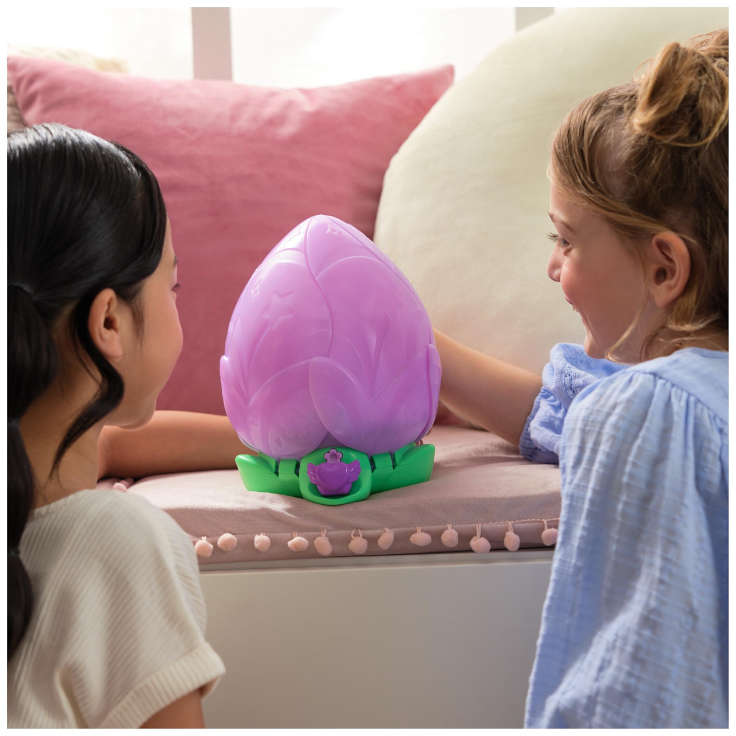 HATCHIMALS Bloomables Puppyfly Surprise Interactive Toy with Flower and Accessories 11