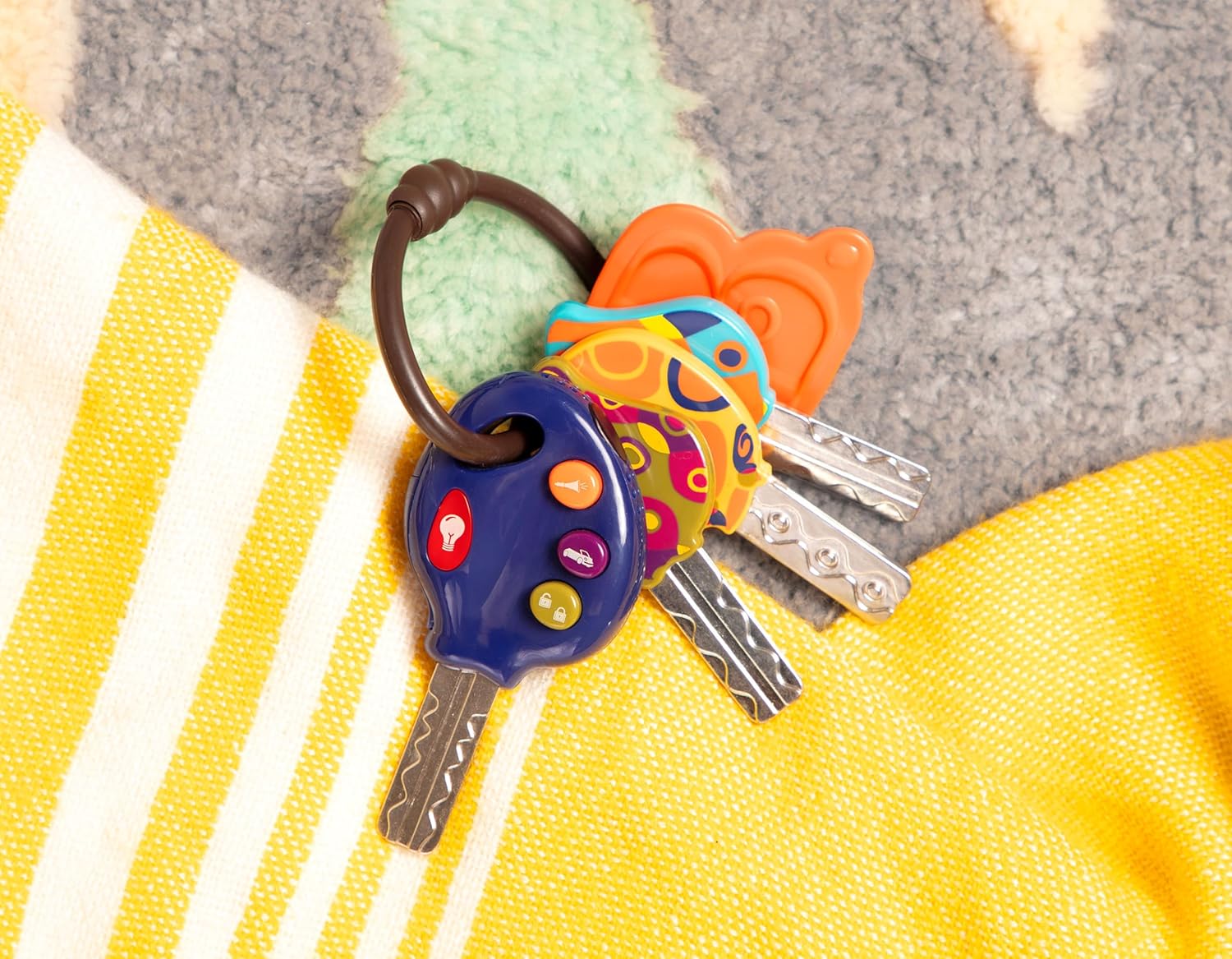 B. toys LucKeys - 4 Textured Toy Car Keys with Flashlight & Sounds for Toddlers - Blue 6