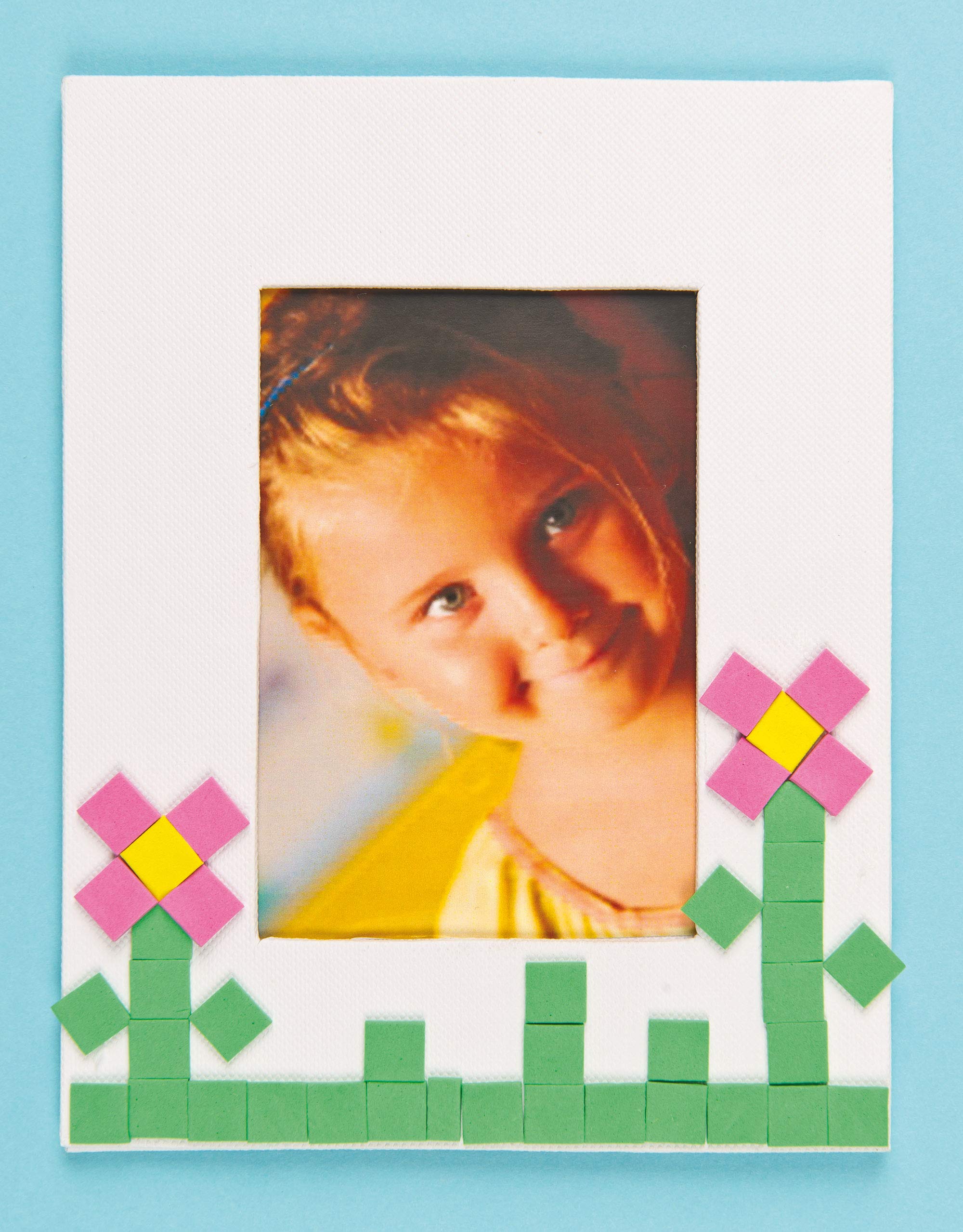 Baker Ross EV721 Self-Adhesive Foam Mosaic Squares - 2000 Pack, 1cm x 1cm, Assorted Colors 3